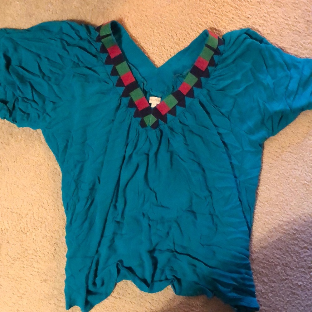 GORGEOUS SWIMSUIT COVER UP. SIZE MEDIUM